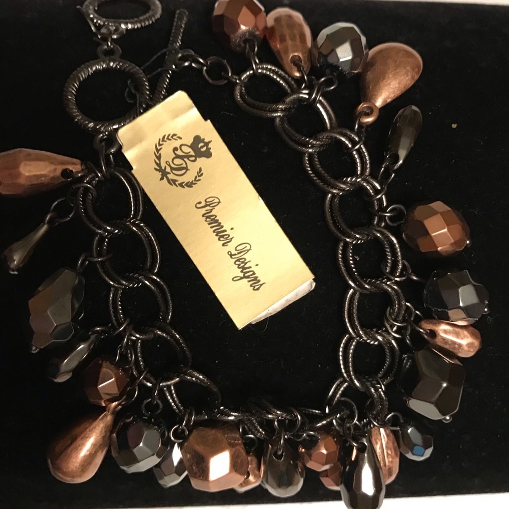 PREMIERE DESIGNS BRACELET